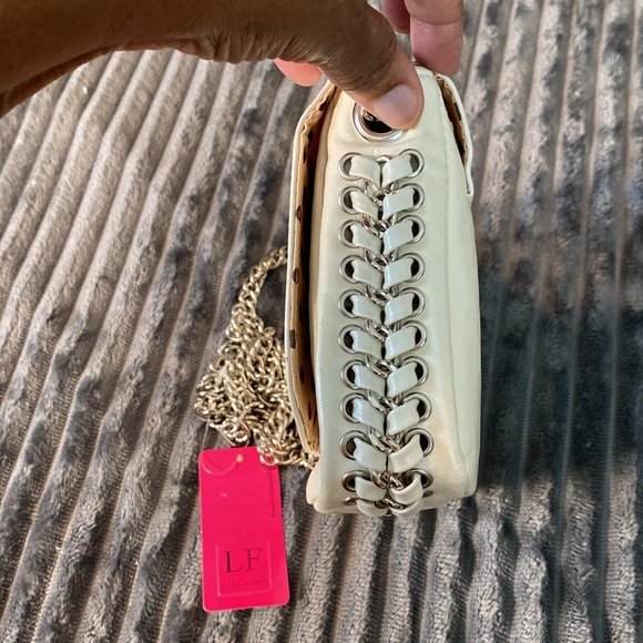 Elle Lafidale Faux Leather Chain Shoulder Twist Lock White Crossbody Bag/flawed - Picture 3 of 8